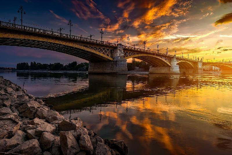 Photo du pont de Budapest en Hongrie