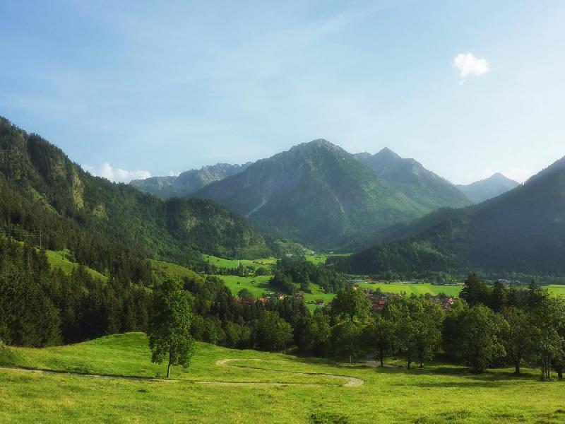 Photo paysage montagneux en Bavière en Allemagne