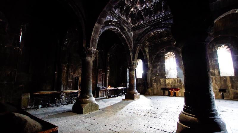 Photo intérieur monument archéologique en Arménie