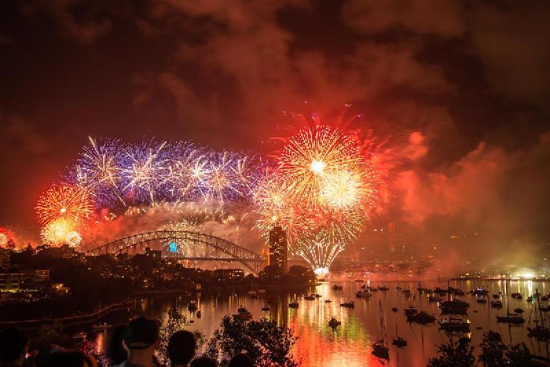 Photo feu d'artifice sur le port de Sydney en Australie