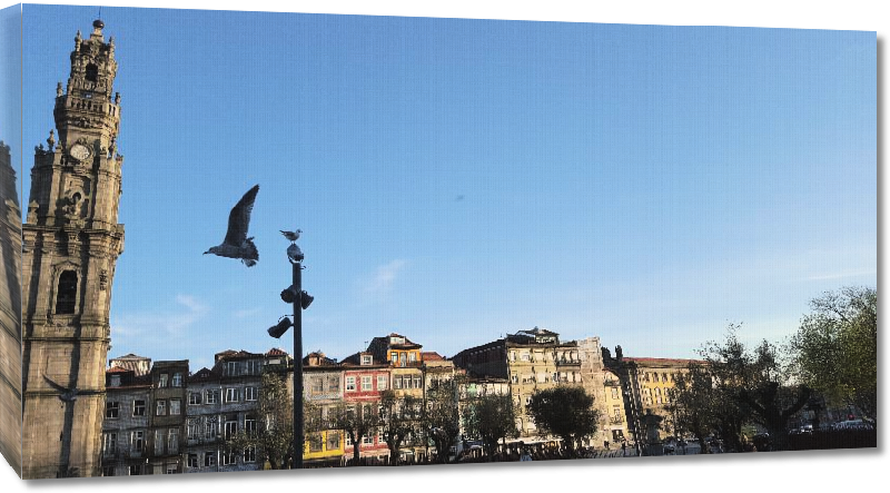 Toiles imprimées Photo ciel bleu à Porto