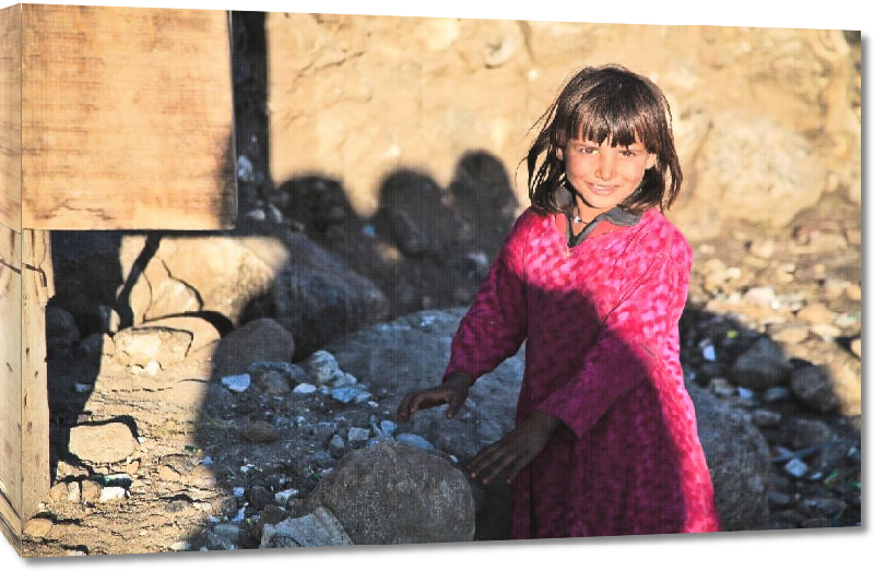 Toiles imprimées Photo d'une petite fille en Afghanistan