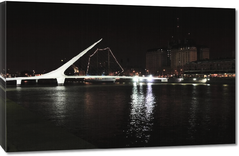 Toiles imprimées Photo vue du pont de Buenos Aire de nuit en Argentine