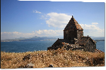 Impression sur aluminium Photo église face à la mer en Arménie
