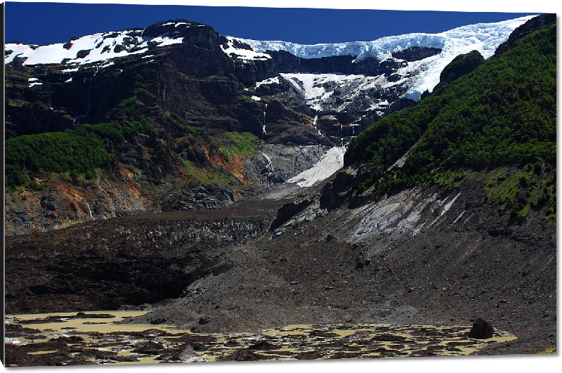 Impression sur aluminium Photo montagne enneigée en patagonie Argentine