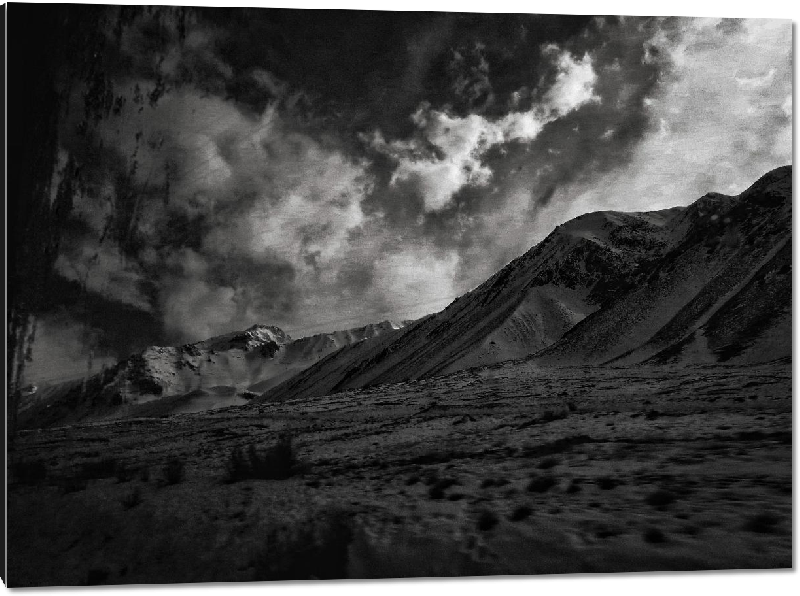 Impression sur aluminium Photo noir et blanc d'un relief montagneux en Argentine