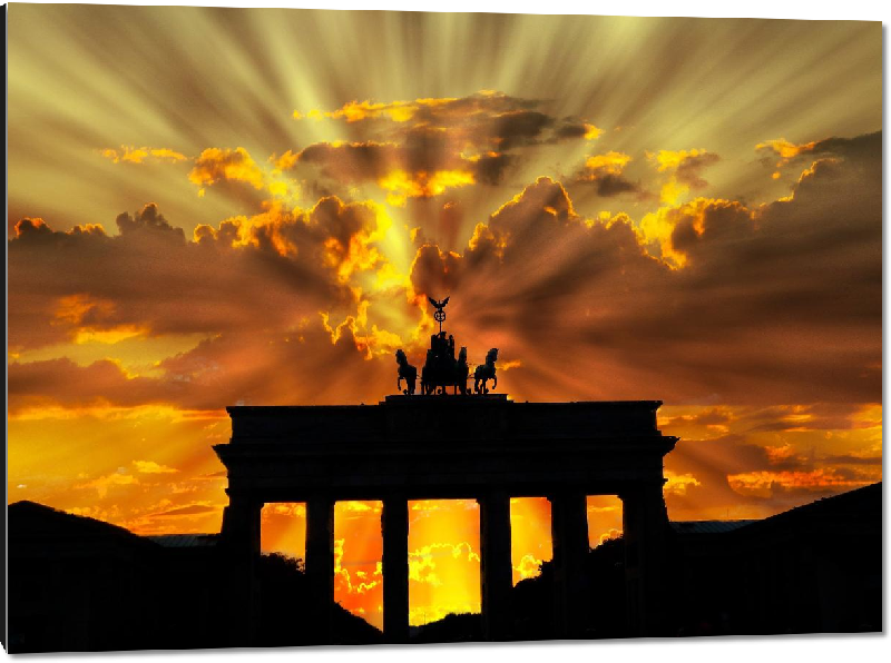 Impression sur aluminium Photo coucher de soleil sur la porte brandebourg à Berlin en Allemagne