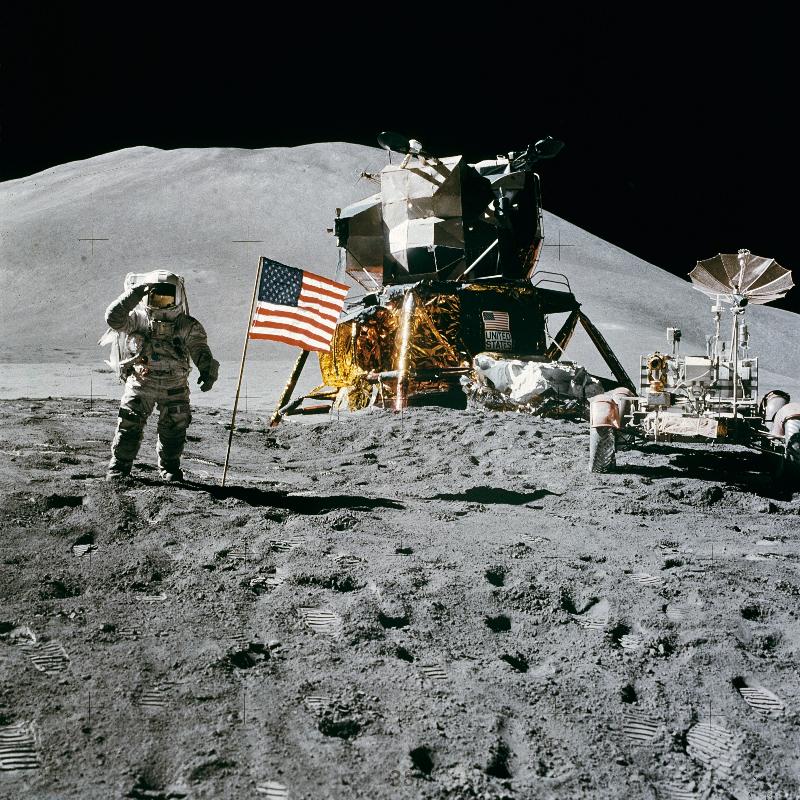 Photo James Irwin appollo 15 sur la lune