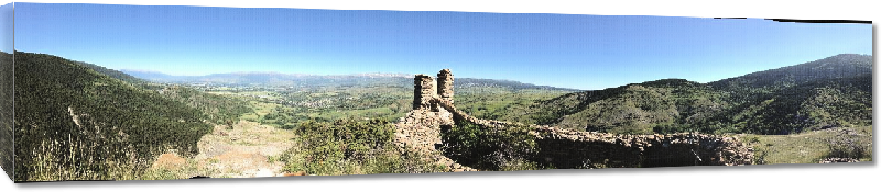 Toiles imprimées Photo panoramique du plateau Cerdan depuis Sant Feliu montagne Pyrénées Orientales 