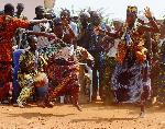 Photo danses d'une tribu du Benin