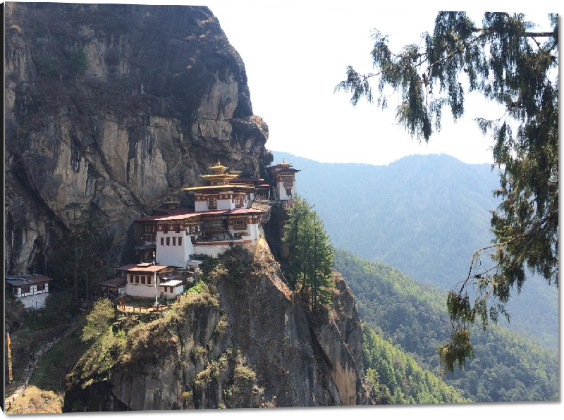 Impression sur aluminium photo bâtisse dans la montagne au Bhoutan