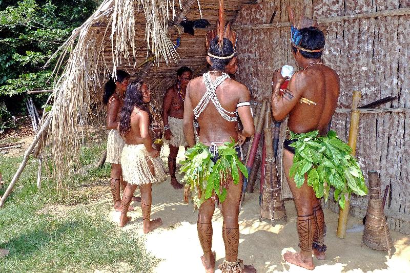 photo tribu au brésil