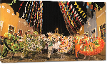 Toiles imprimées photo villageois en tenue festive dans les rues du brésil