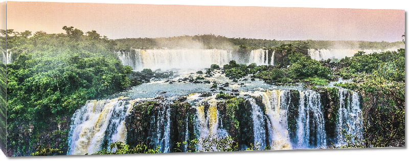 Toiles imprimées photo cascade d'eau dans la forêt au brésil 