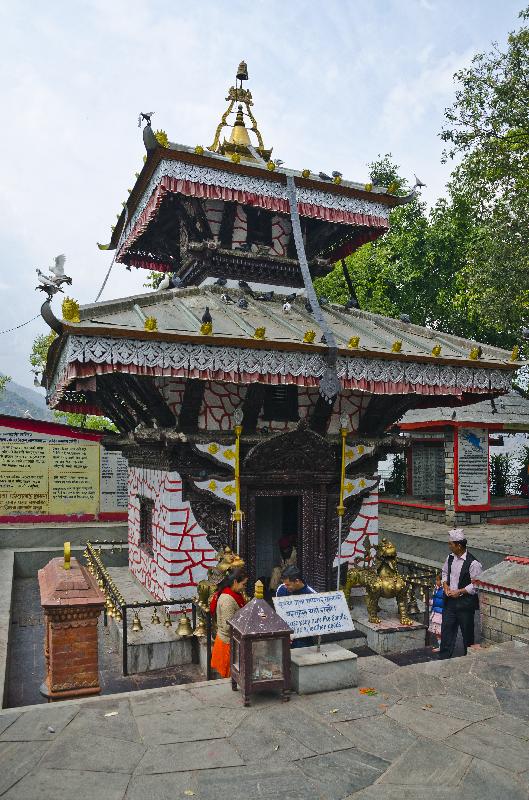 Photo Temple Tal Barahi, dédié à la déesse hindoue Durga, lac Phewa, Pokhara, Népal 