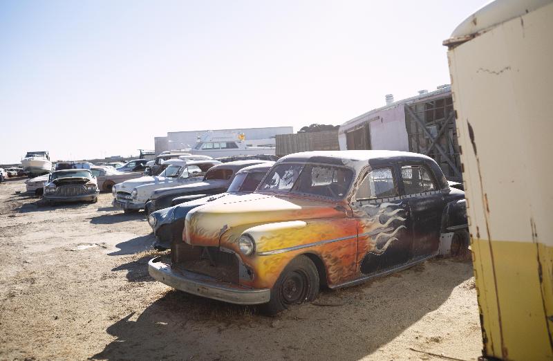 Décharge de voitures, scène du désert californien près de Lancaster, États-Unis, 2022