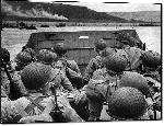 Impression sur aluminium Jour J : la 1re Division d'infanterie américaine s'apprête à débarquer sur Omaha Beach, 1944