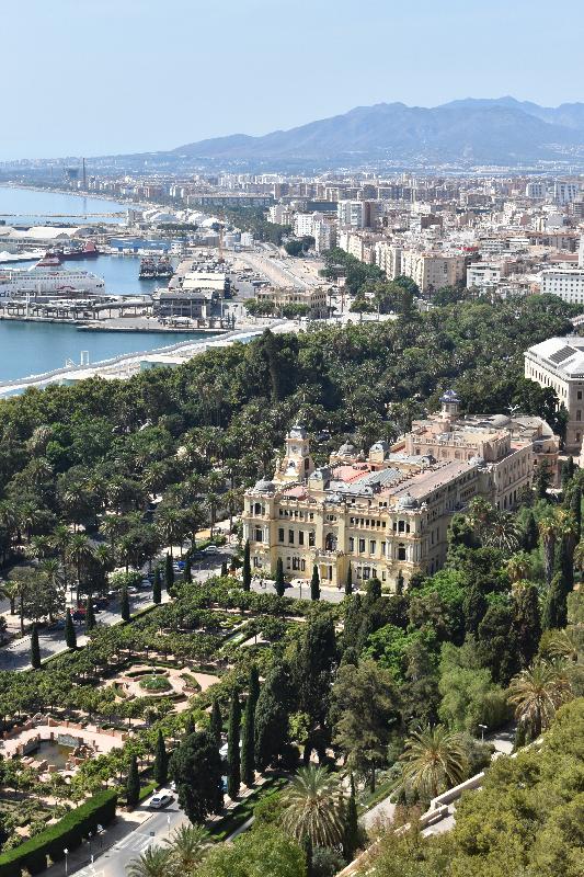 La ville de Malaga en été