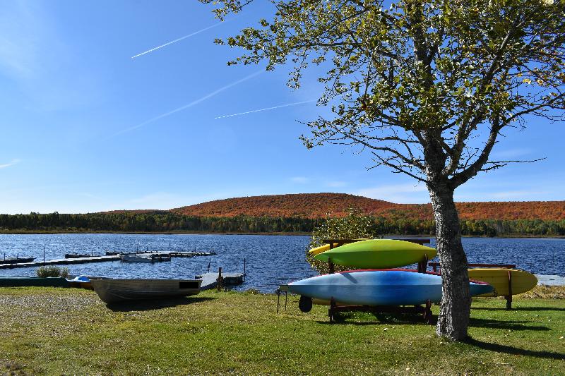 Au lac en automne