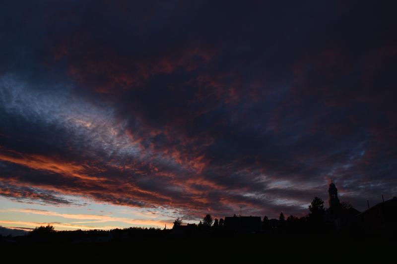 Un soir d'automne au village