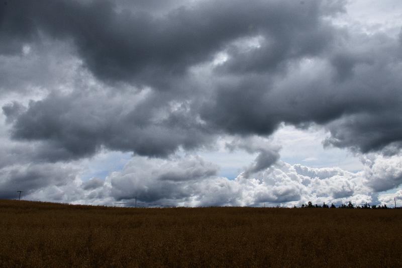 Des nuages dans un ciel d'automne