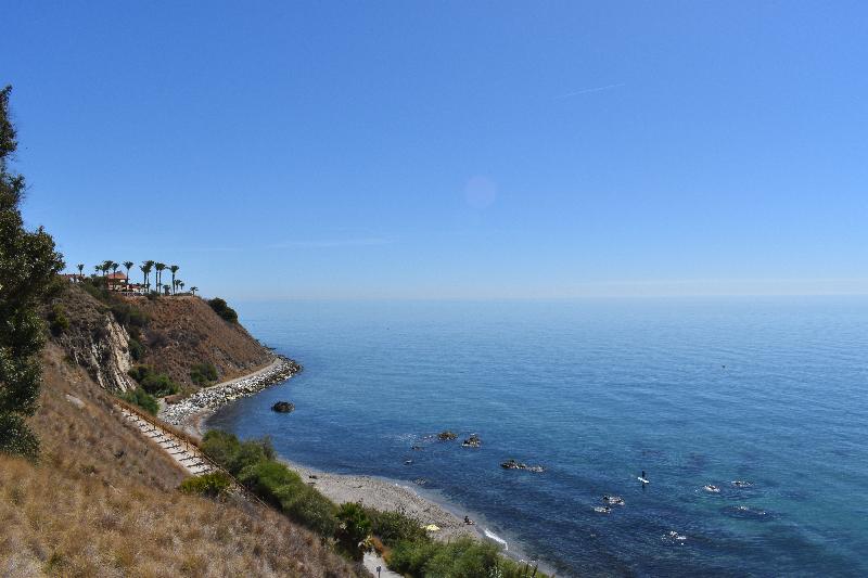 La côte Méditerranée un jour d'Été