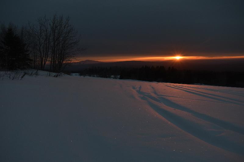 Un lever de soleil un matin froid