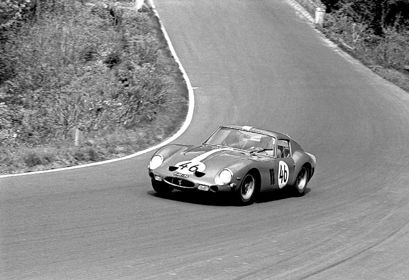 Pierre Noblet conduisant une Ferrari 250GTO, 1963