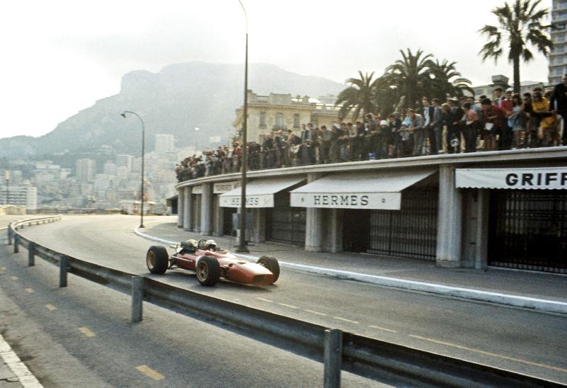  1966 Lorenzo Bandini conduit une Ferrari 312 au GP de Monaco 2ème en formule 1