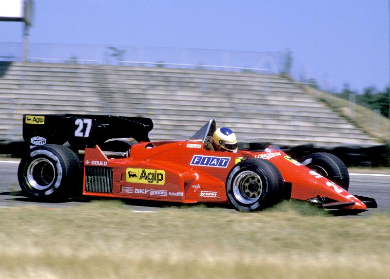  1984 Michele Alboreto conduisant une Ferrari 126C3 à Hockenheim en formule 1.