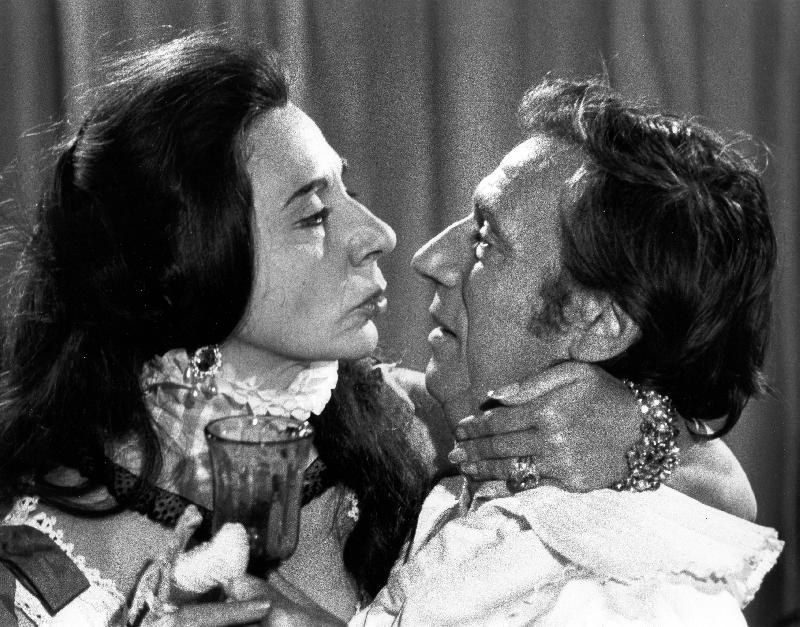 La Folie des Grandeurs de Gerard Oury avec Alice Sapritch et Yves Montand - 1971